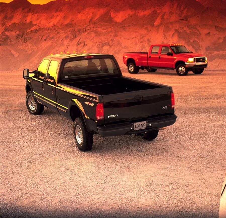  Ford F-250 Super Duty 1999 года  (фото 12 из 26)